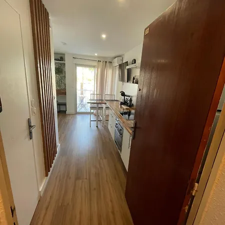 Joli Piece Entierement Renove Et Equipe Classe 2 Etoiles